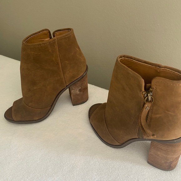 Kelsi Dagger Brooklyn Open Toe Bootie - Picture 7 of 7